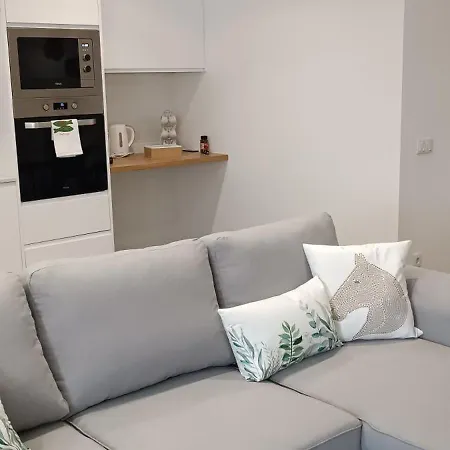 Skynest 59 Airport Guest house